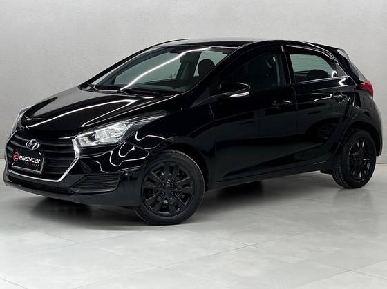 HYUNDAI HB20 1.6 COMFORT PLUS 16V FLEX 4P AUTOMÁTICO HYUNDAI HB20 1.6 COMFORT PLUS 16V FLEX 4P AUTOMÁTICO